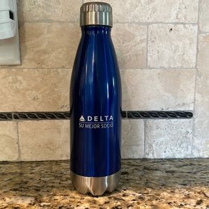 Delta Air Lines Water Bottle